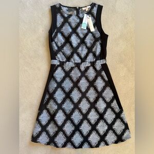 Elegant Black and Gray Patterned Dress
